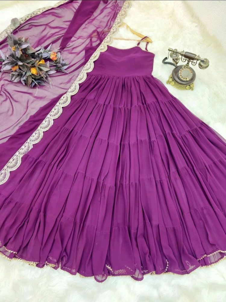 New Stayle Beautiful Gown Dress Ne