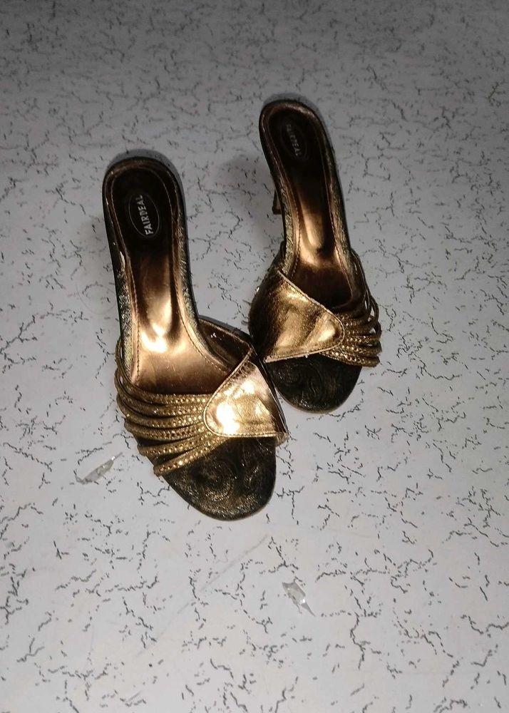 Gold Pencil Heels Sandle