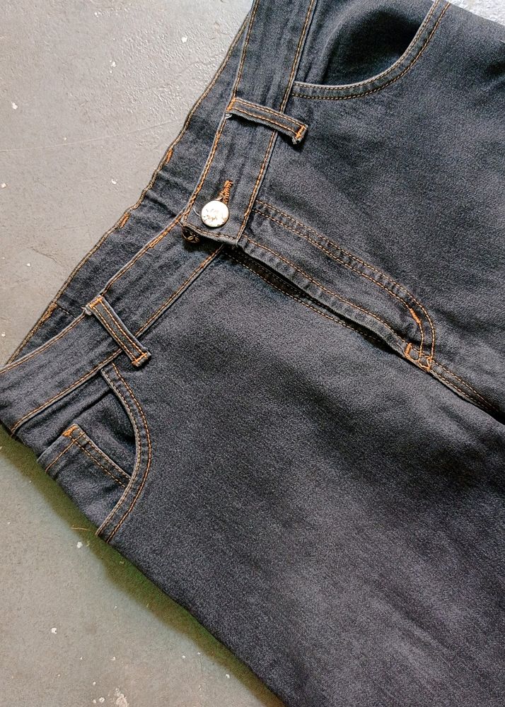 Set Of 2 Branded Jeans