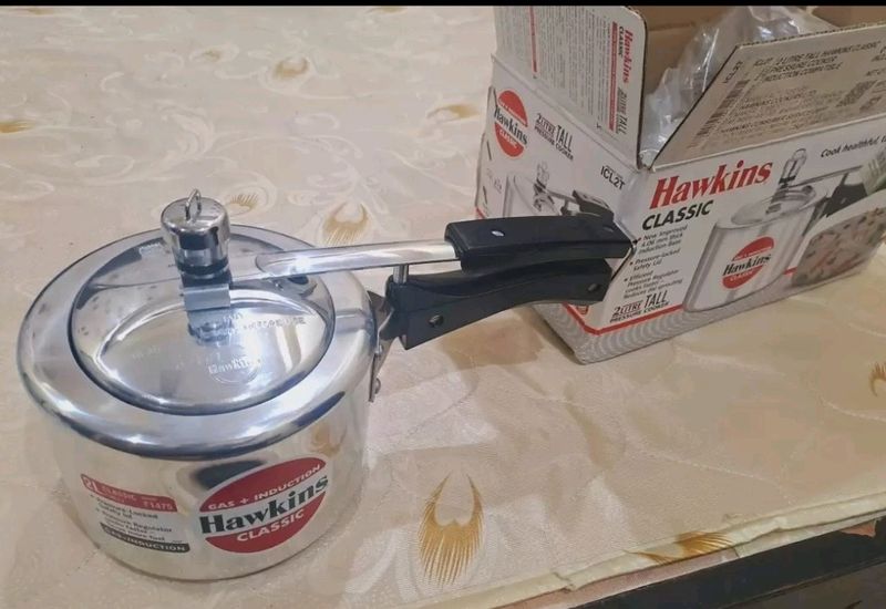 Hawkins Pressure Cooker 2L