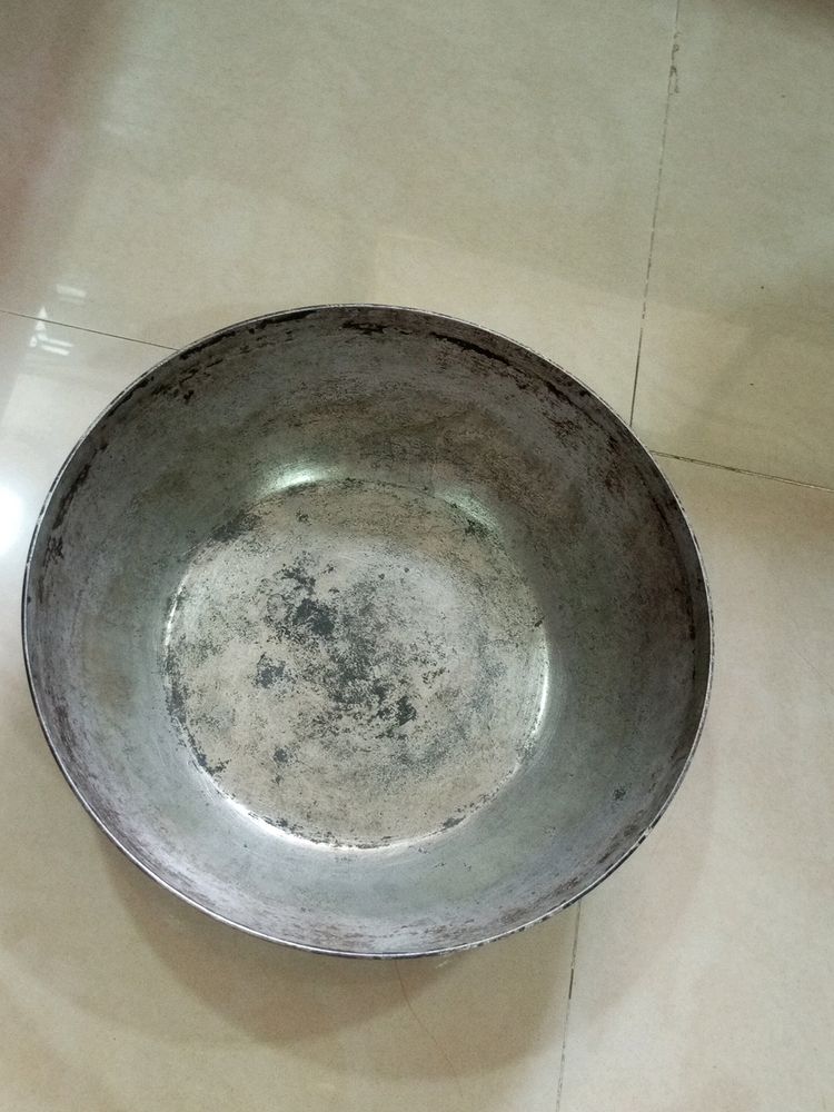 Iron Kadhai