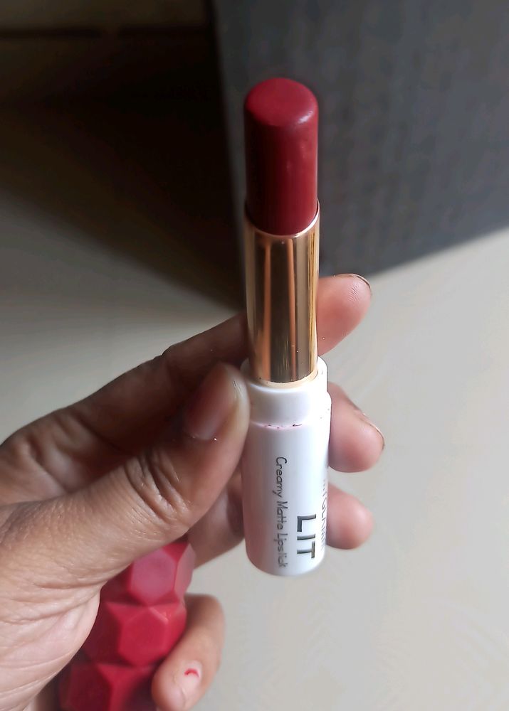 Myglamm Matte Lipstick