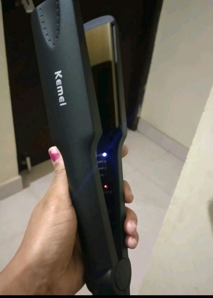 Hair Straightener "NEW"