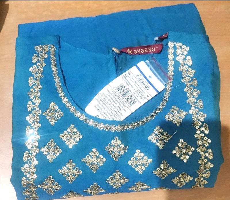 Avaasa Anarkali Kurta Set