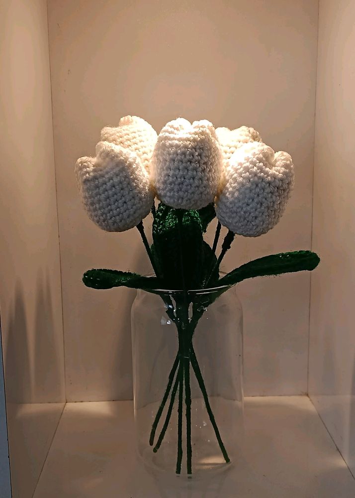 Prize Drop Alert💥🚨 Beautiful White Crochet Tulip