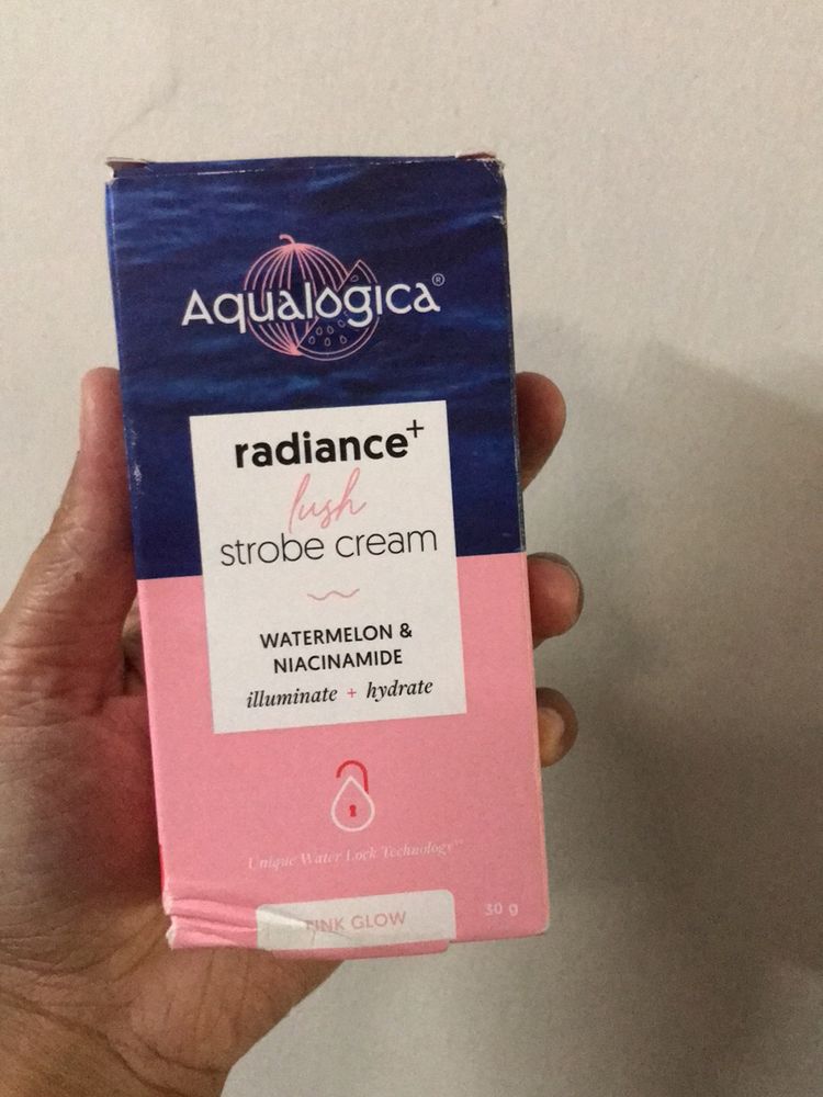 Aqualogica Strobe Cream