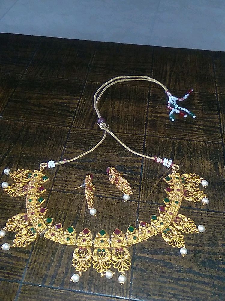 Necklace Set