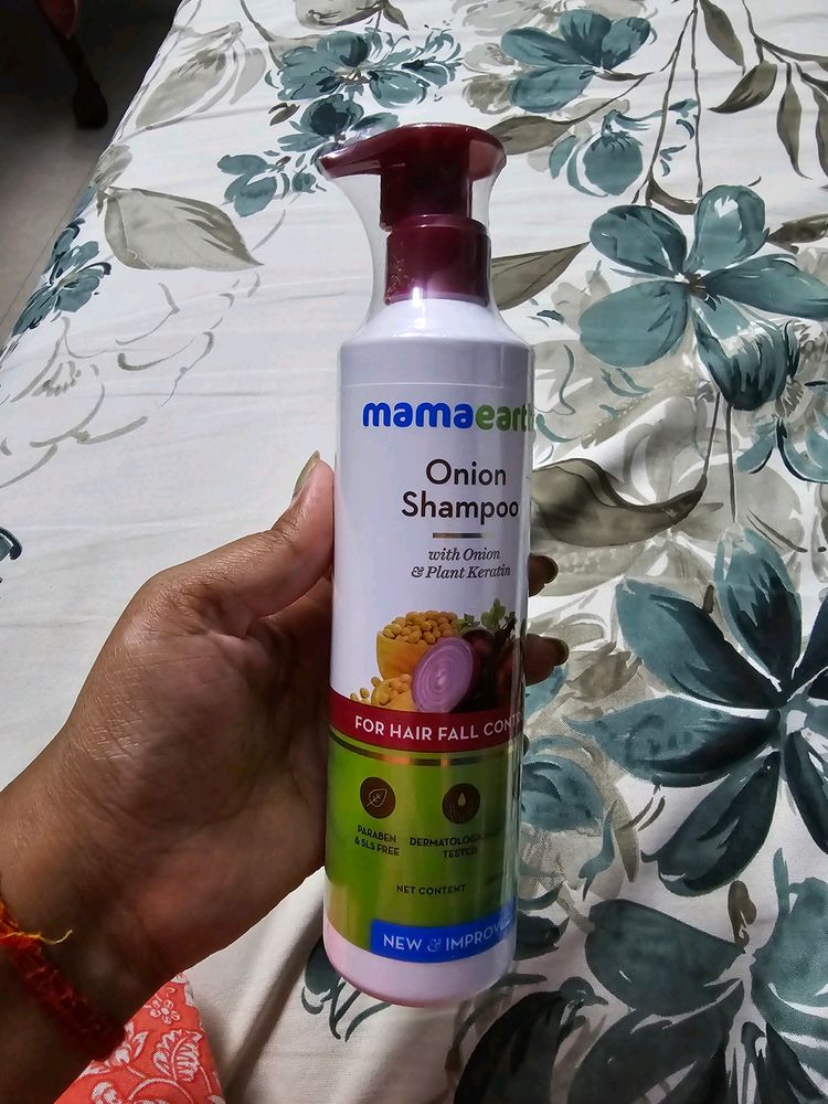 Mamaearth Onion Shampoo