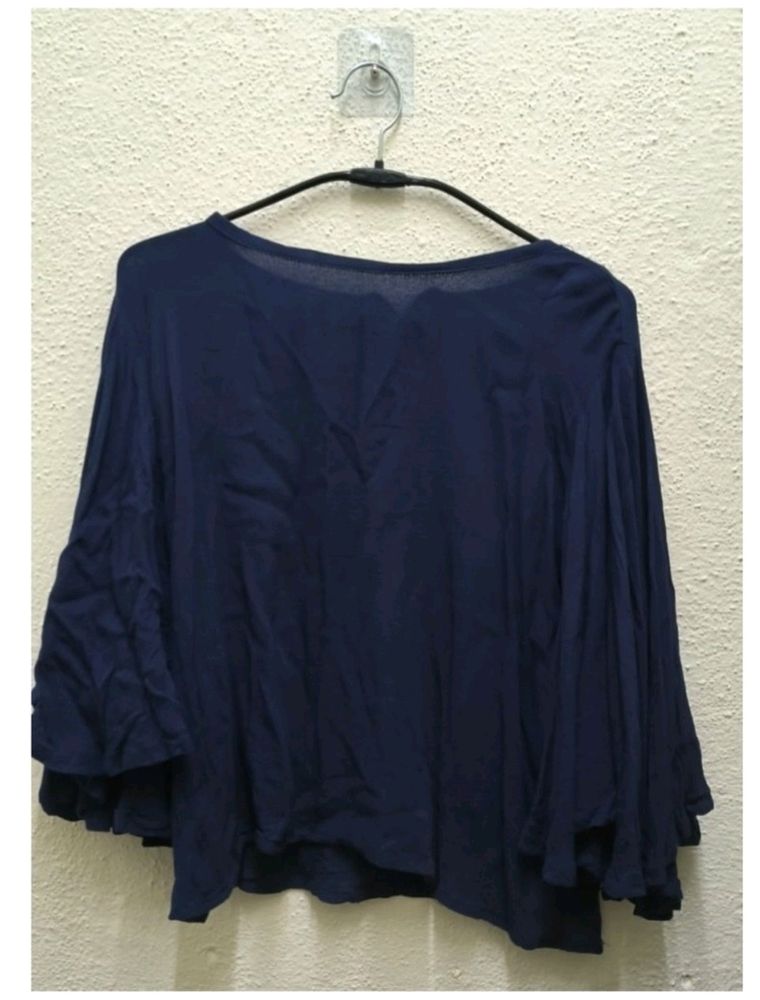 Crepe Butterfly Sleeves Top