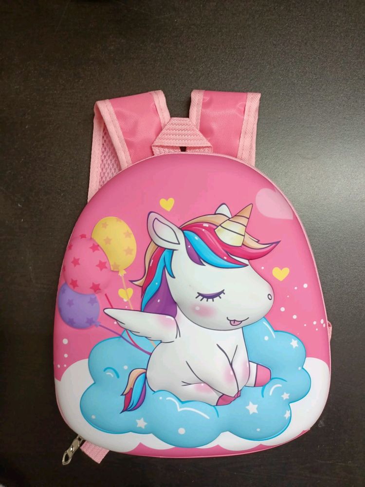 A Unicorn Beautiful Bag For 3 To 7 Yr Kids