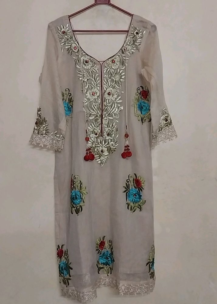 Beautiful Kurti With Dupatta