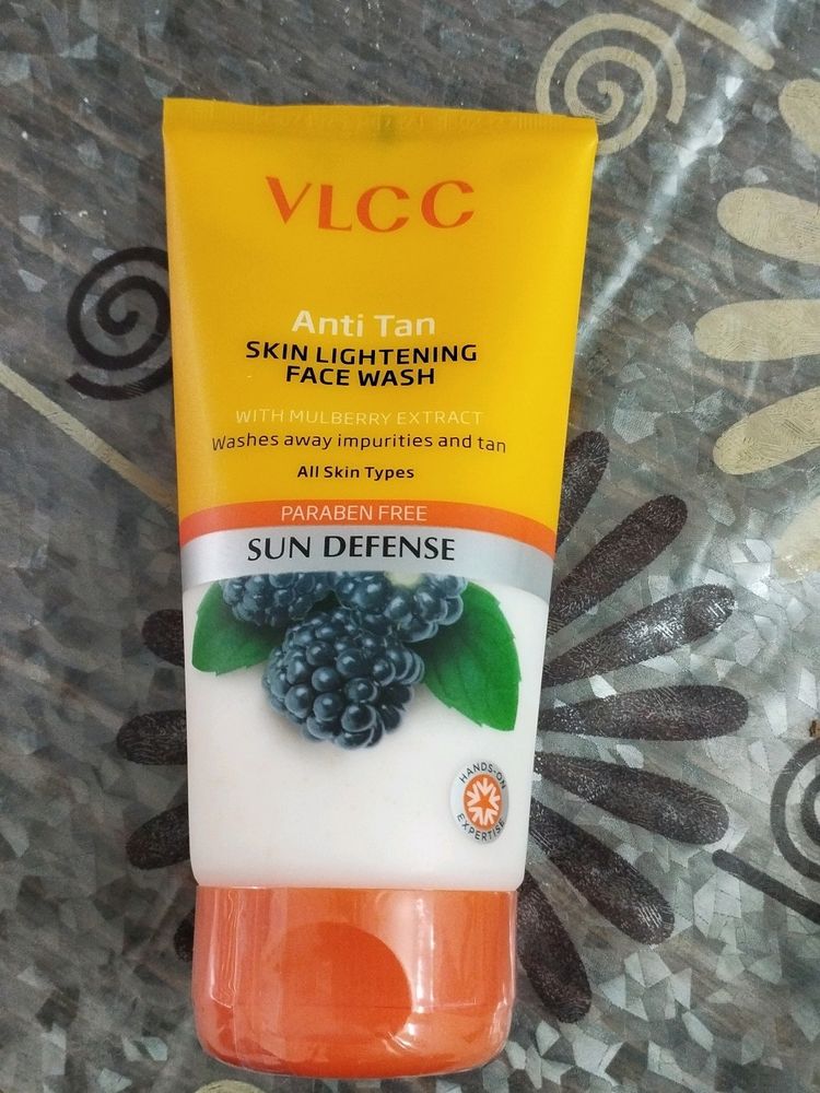 Anti Tan & Sun Defense Face Wash