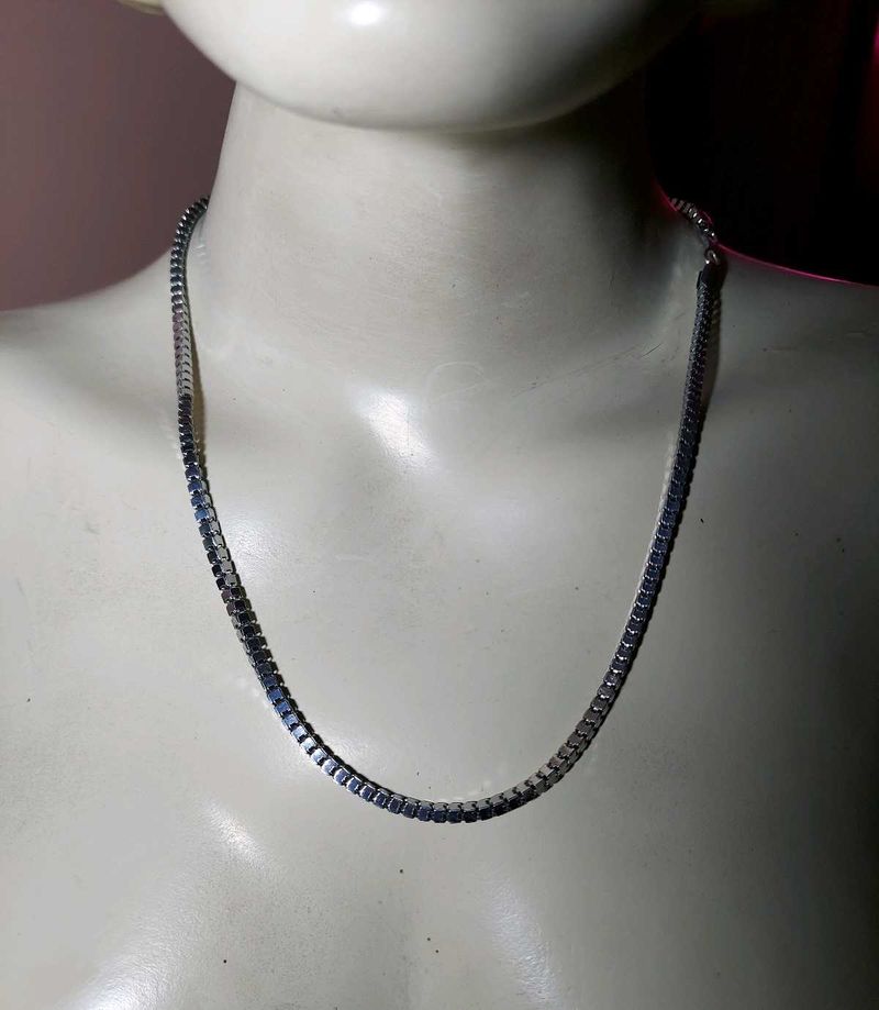 Fashionable Snake Chain