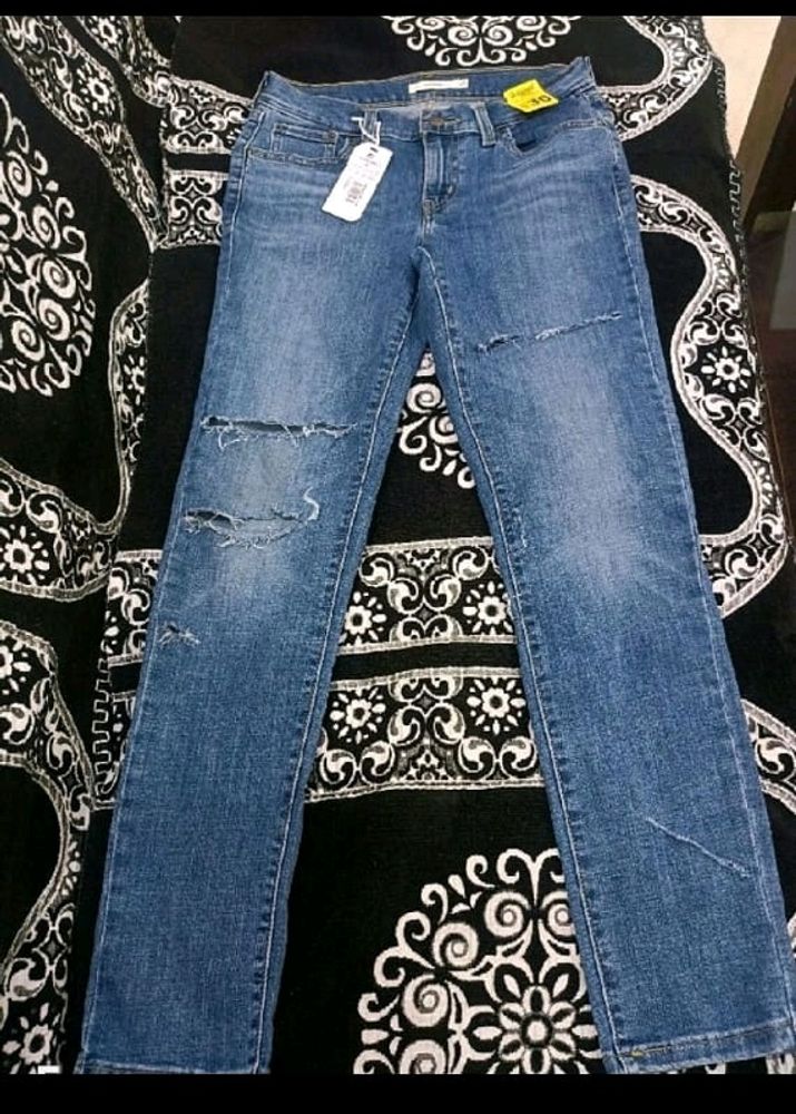 30 Size Women Ripped Jeans