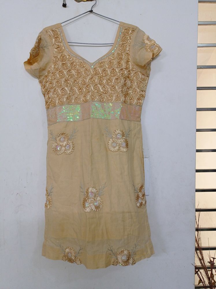 Beautiful Short Kurti