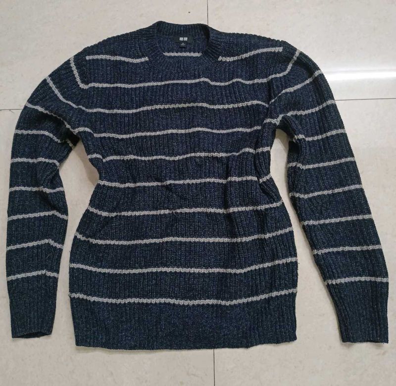 UNIQLO Blue Grey Strip Sweater