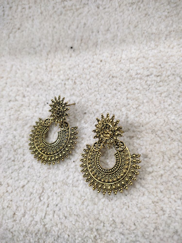 Golden Jhumki