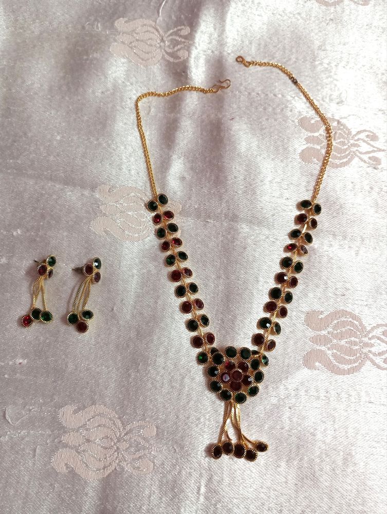 Necklace Set