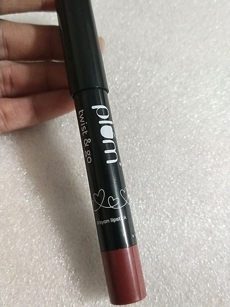 Plum Lip Crayon -crimson Side