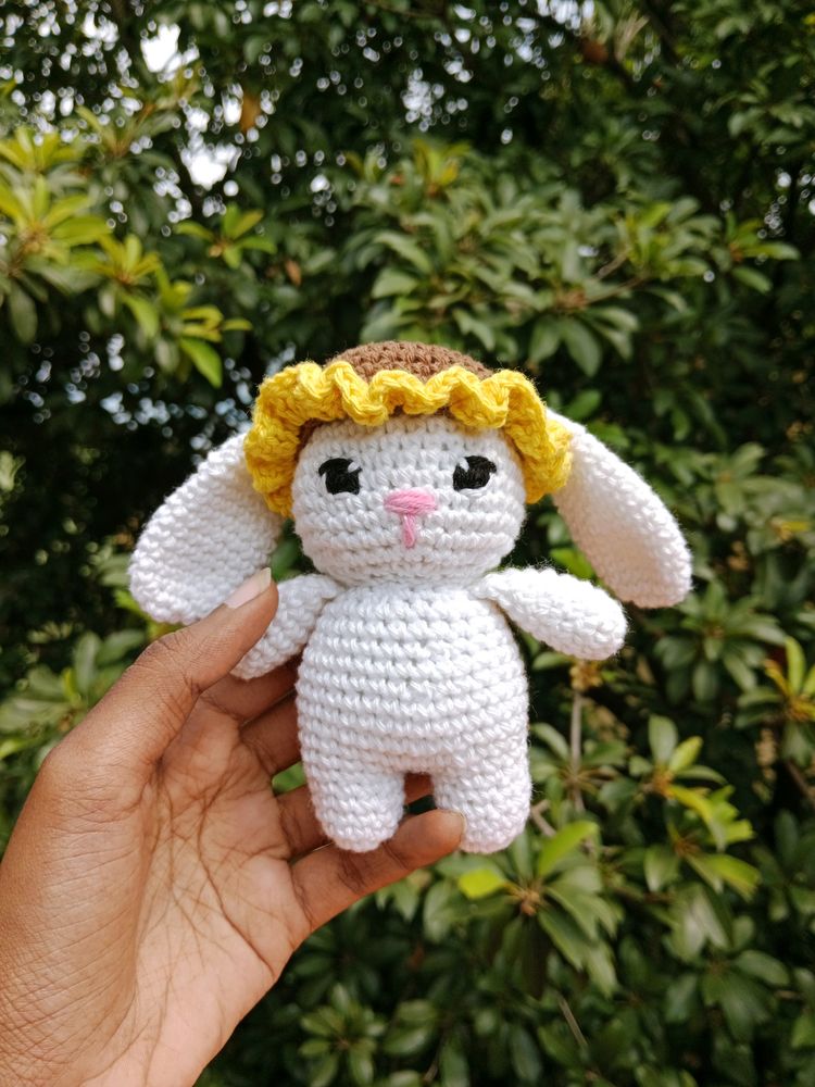 Crochet Bunny With Sunflower Hat