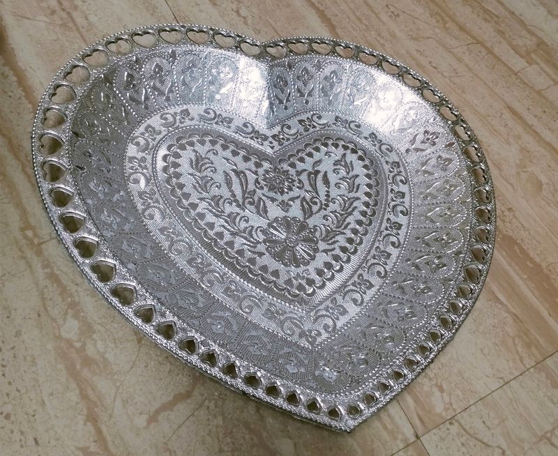 Tray Heart Shaped Plastic Silver Coated