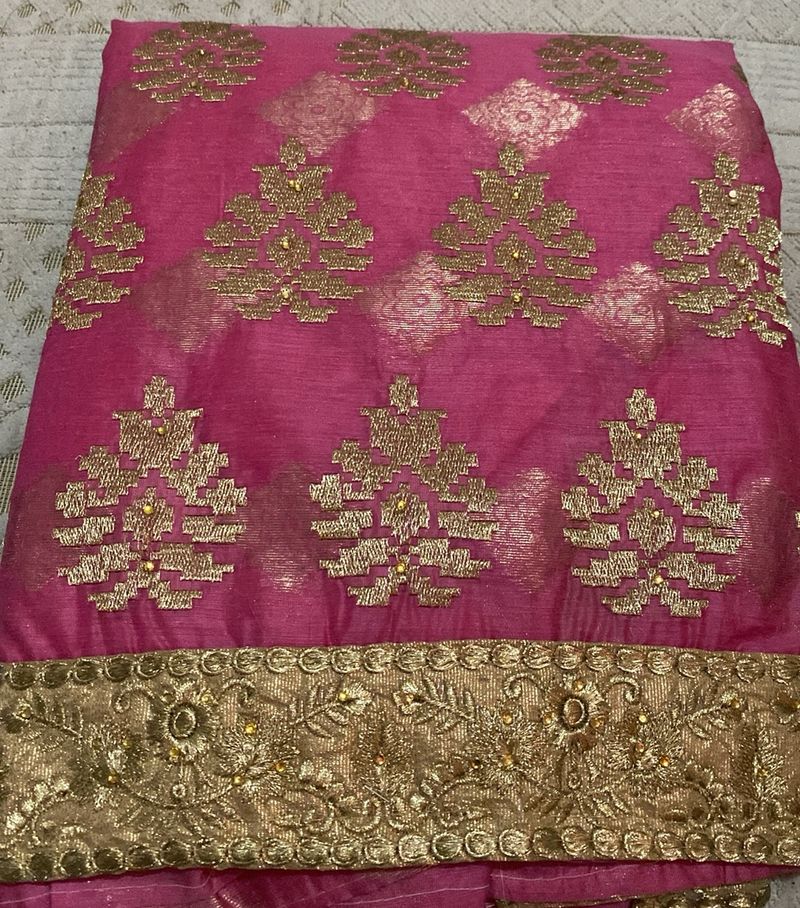 Pink Golden Work Beautiful Duptta 4 Side Lace