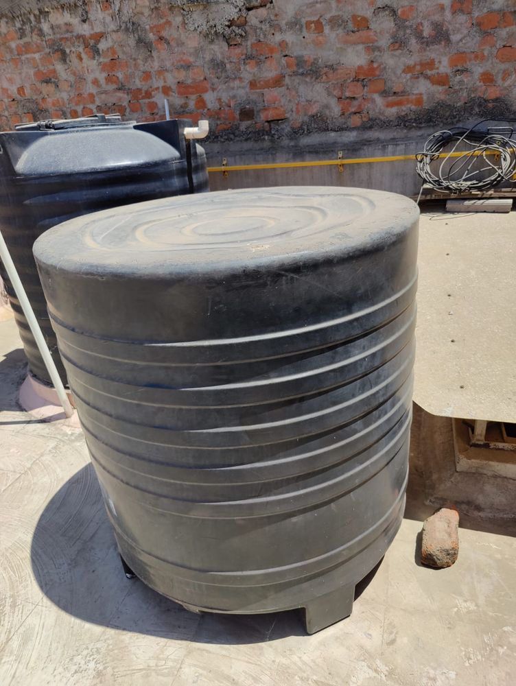 PRICE REDUCED - Water Tank