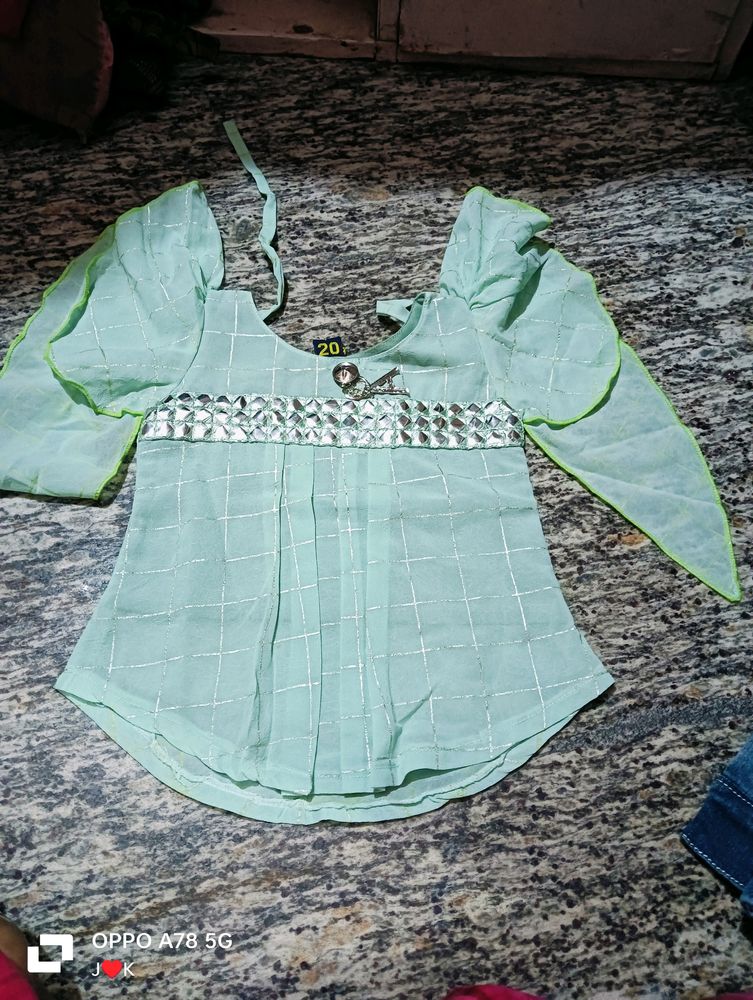 Kids Green Top And Jins Pant