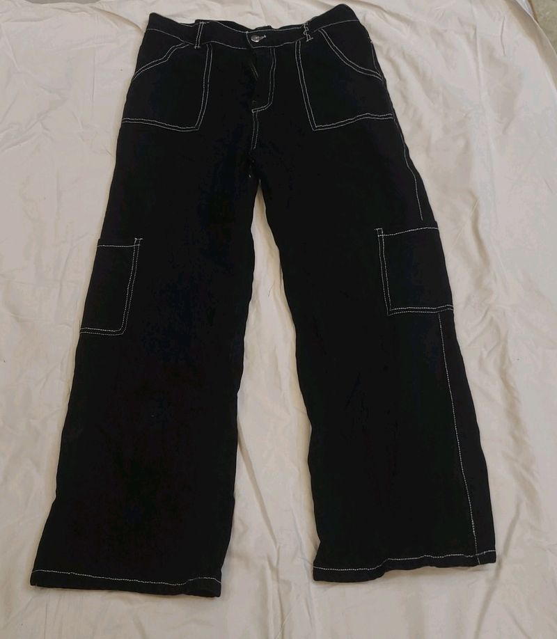 Black Cargo Jeans