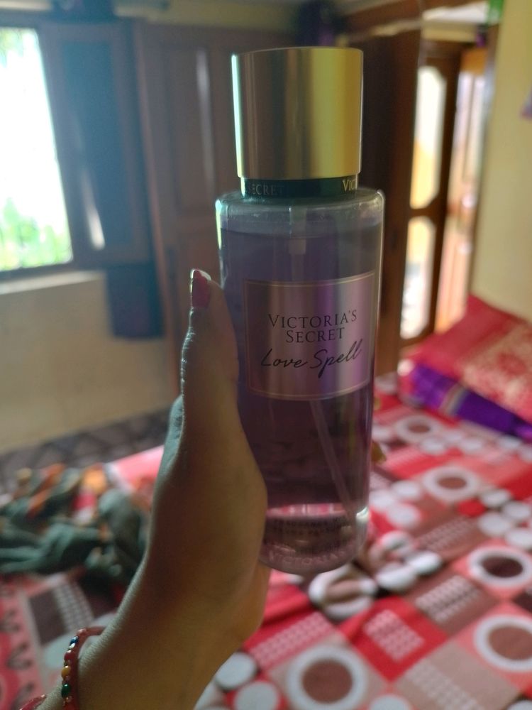 Victoria Secret Mist