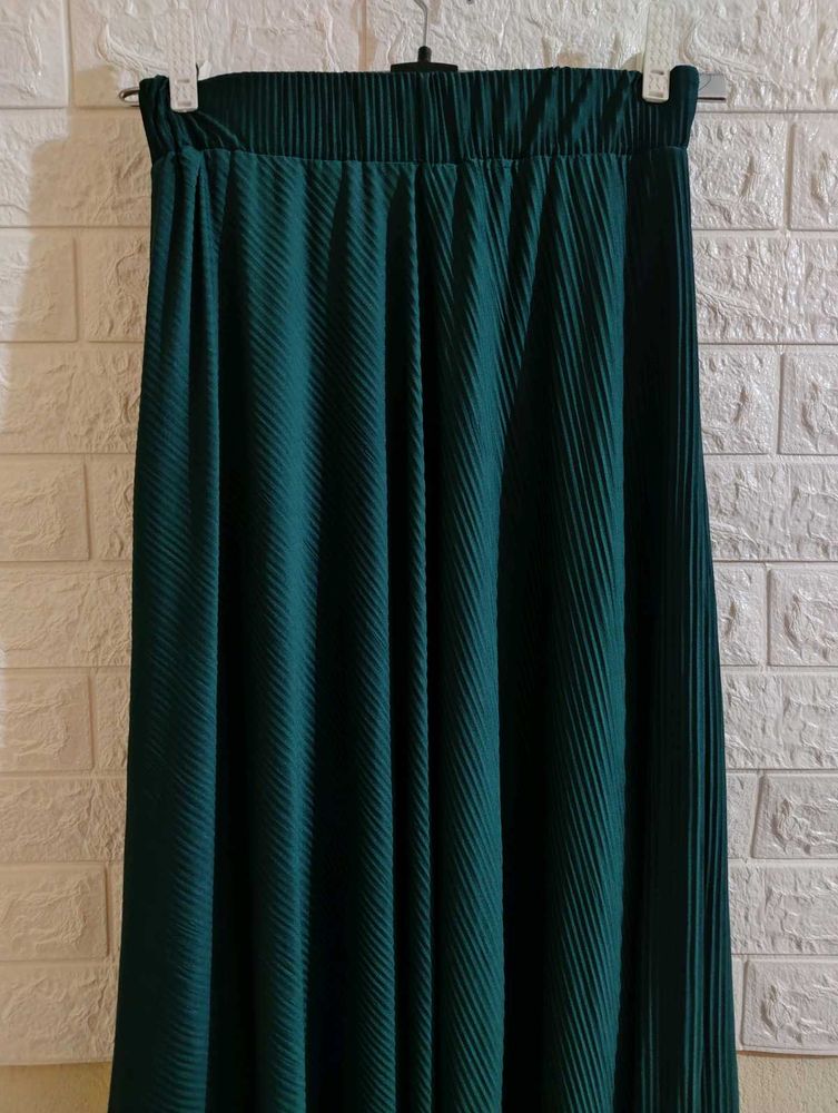 High-rise Dark Green A-Line Pleated Skirt