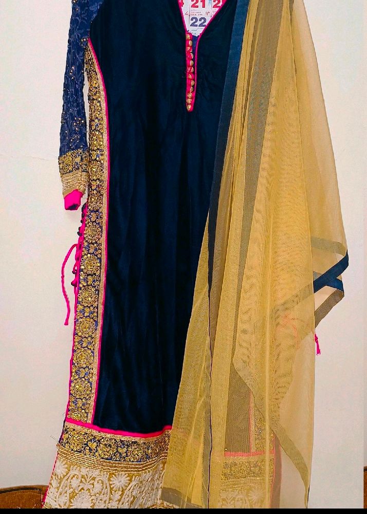 Velvet Kurti With Dupatta