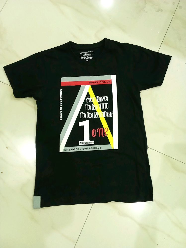 Black Good Quality T-shirt