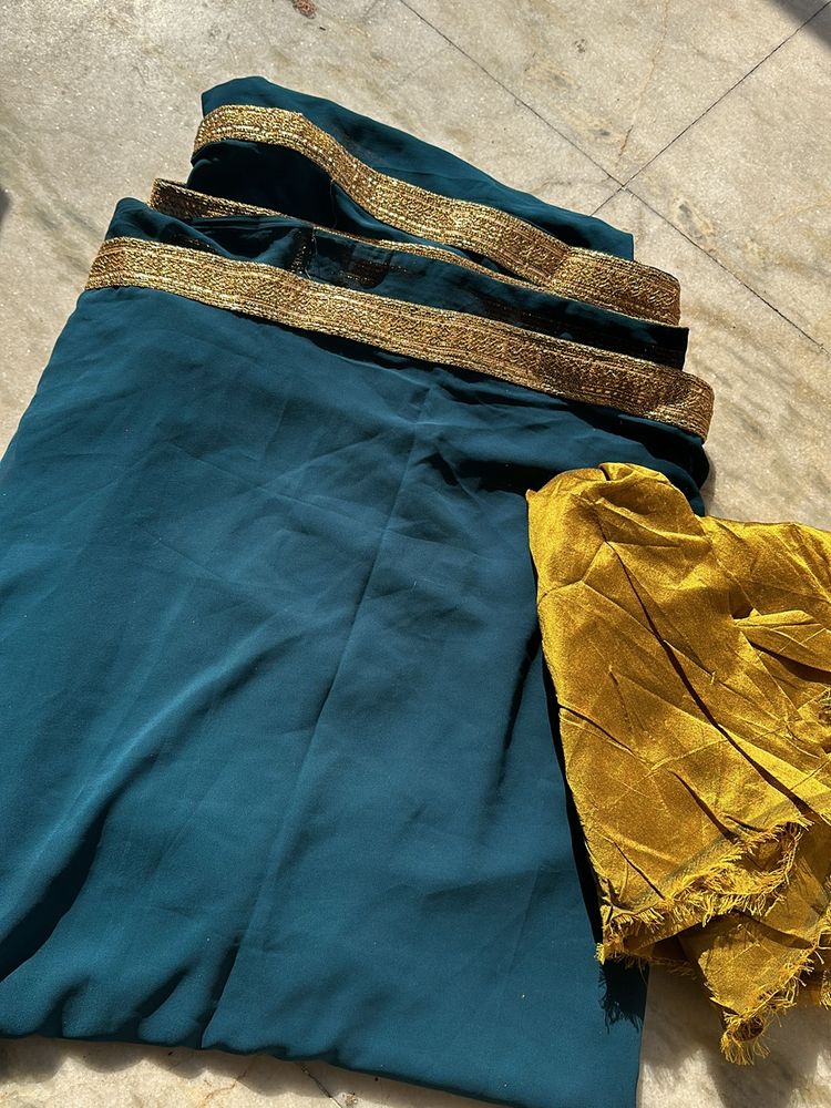 Teal Saree With Unstitched Blouse