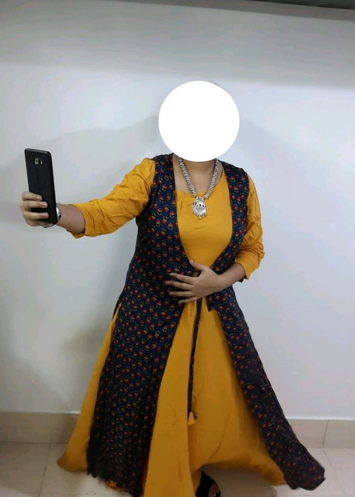 Women's Maxi Dress With Jacket (Vishudh )