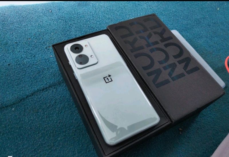 OnePlus Nord 2T