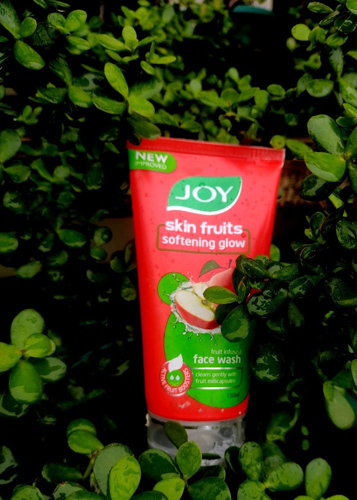 Joy Skin Fruits Softening Glow