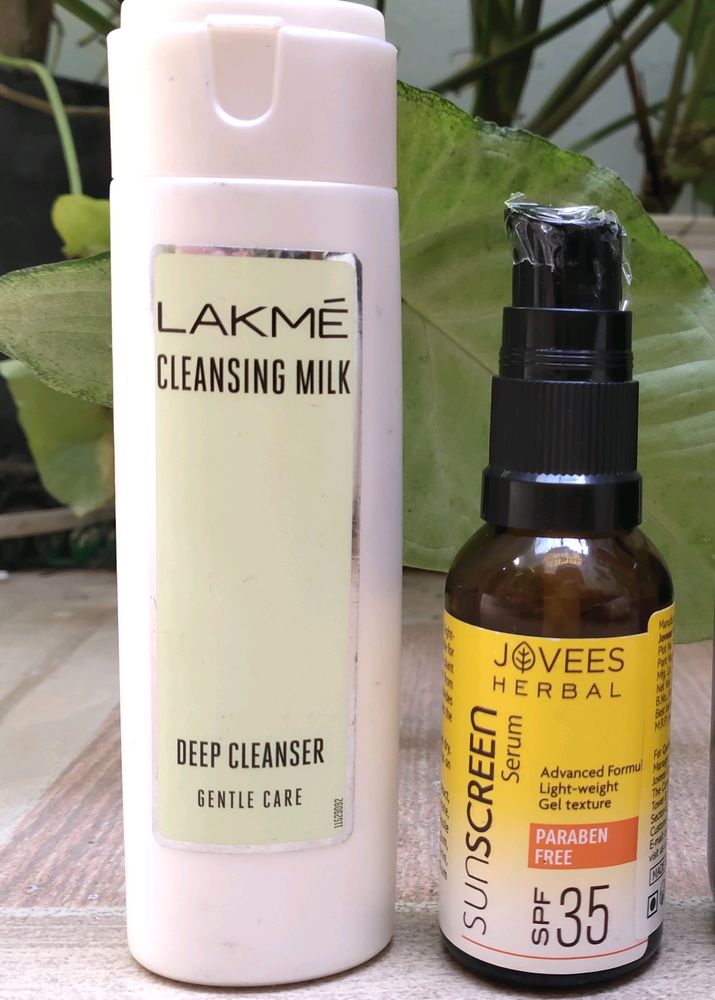 JOVEES SUNSCREEN + LAKME CLEANSING MILK