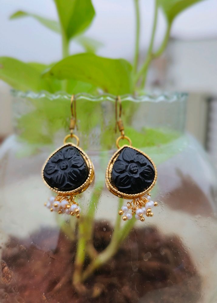 Black Earrings With Dangling Pearls