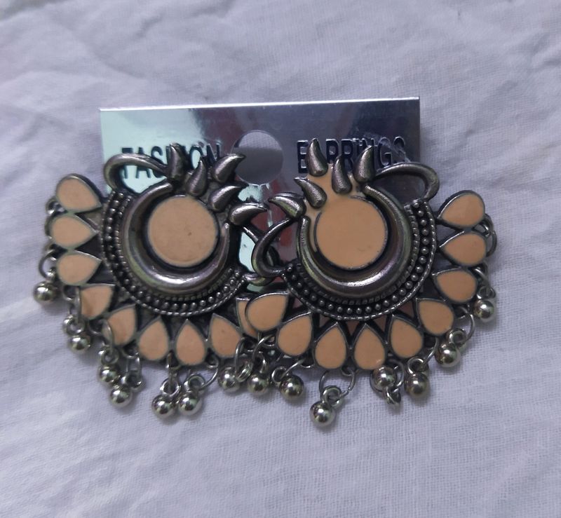 Earings۔۔۔۔