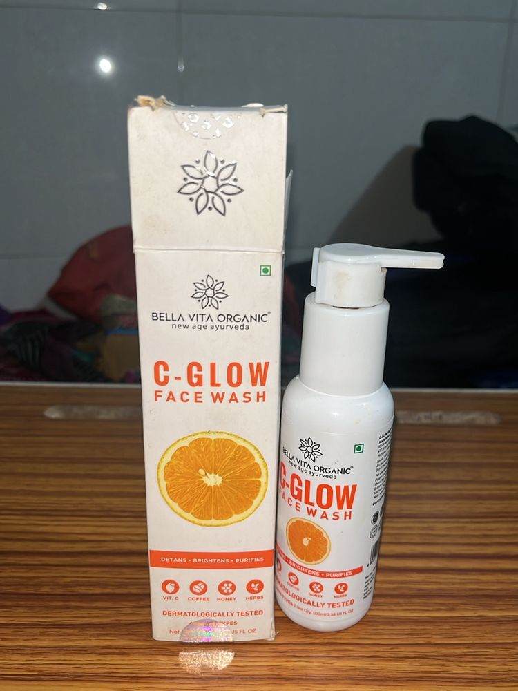 Bella Vita - C Glow Facewash (Not used - Like new)