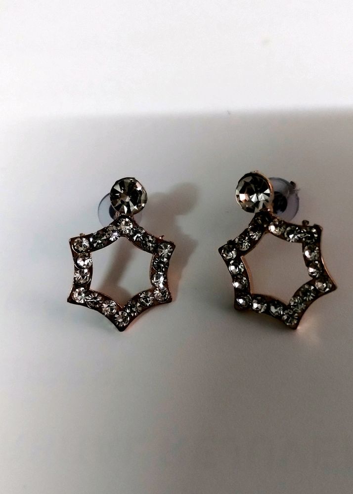 Star Shaped Diamond Earring