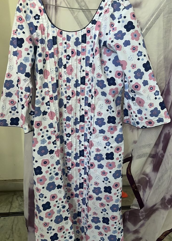 White Kurta With Blue print Stich Boutique