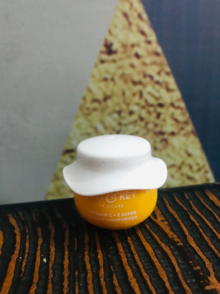 Dot & Key Moisturizer