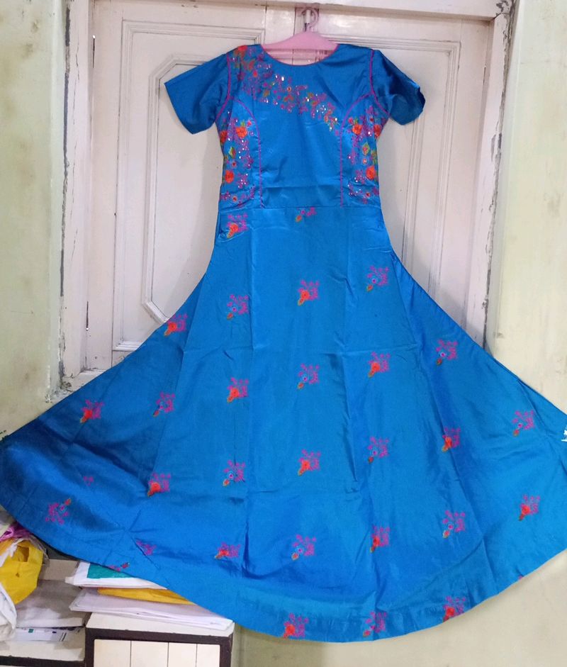 Heavy Gown With Dupatta And Leggings