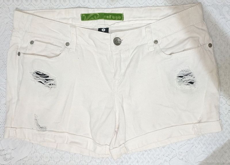 Trendy White Ripped Denim Shorts