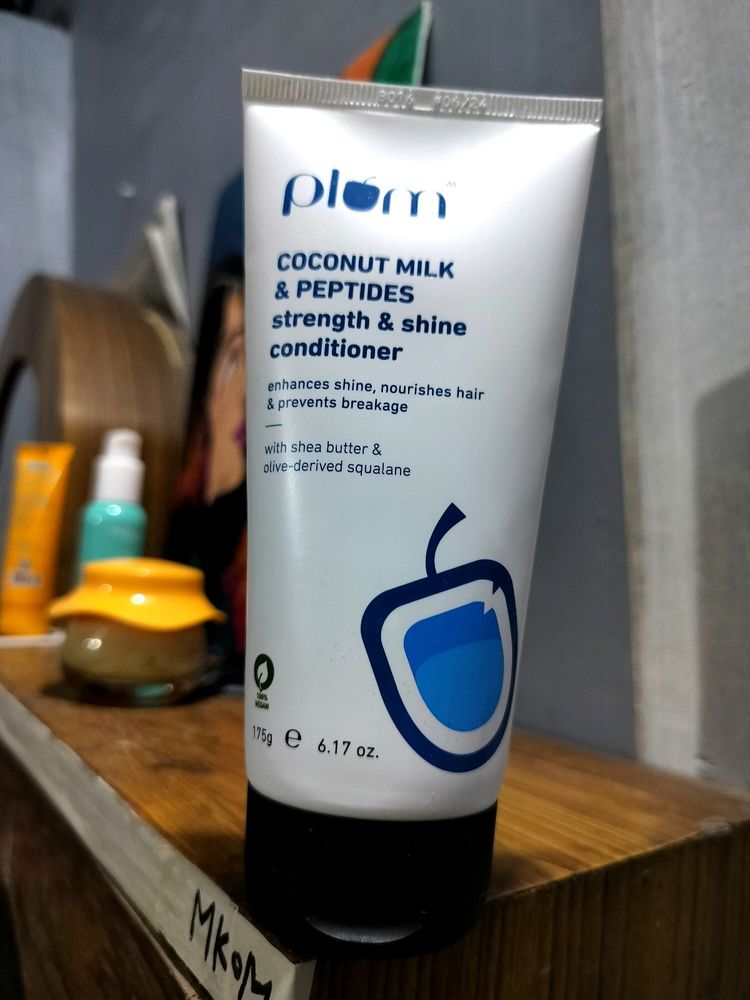 PLUM Coconut Milk & Peptides Conditioner