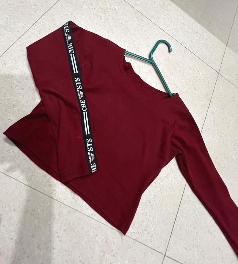 Maroon Fitted Full Sleeve Crop Top