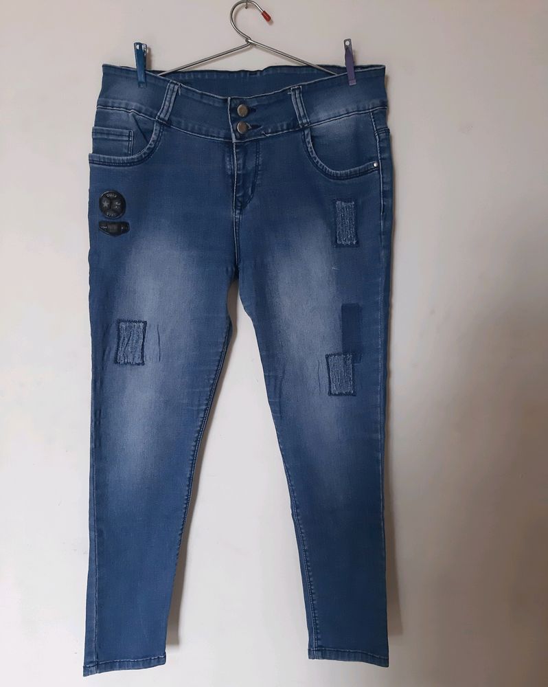 Mid Rise Slim Fit  Two Button Jeans Waist Size 32