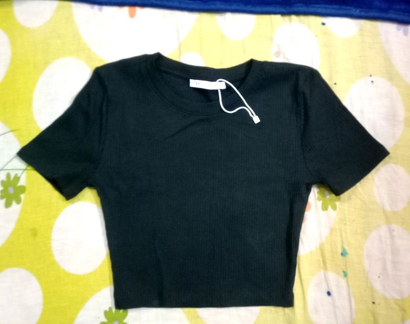 Zara Cropped T-shirt, S